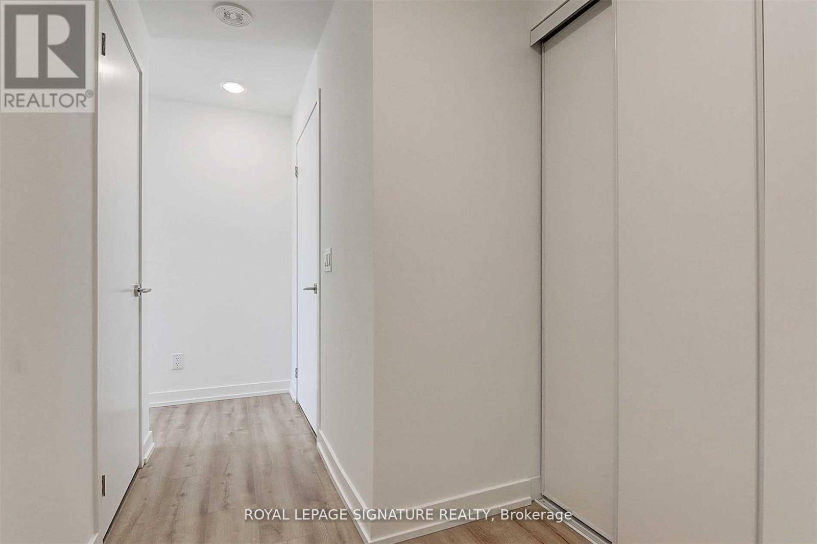 Toronto (niagara), ON M6K0G7,135 East Liberty ST #1005