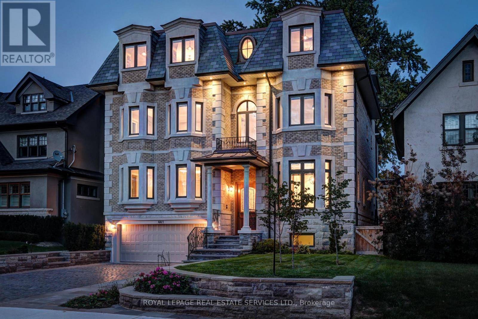 Toronto (yonge-eglinton), ON M5P2H7,441 ORIOLE PARKWAY