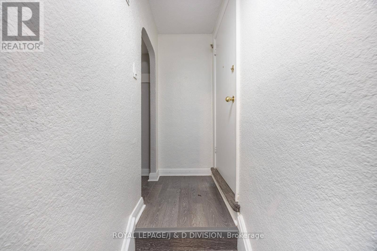 Toronto (bedford Park-nortown), ON M5M3Y8,351 Melrose AVE #2