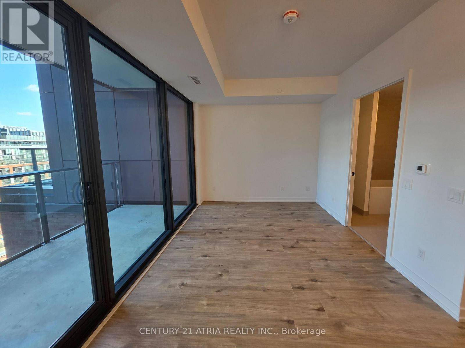 Toronto (waterfront Communities), ON M5A1G1,35 Parliament ST #802