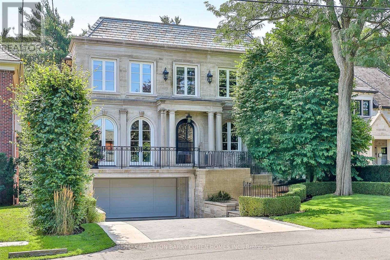 Toronto (bridle Path-sunnybrook-york Mills), ON M4N3L6,33 BLYTH HILL ROAD