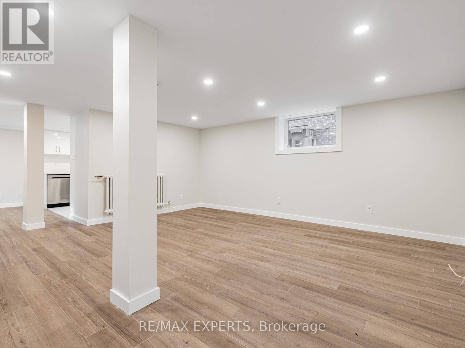 Toronto (bedford Park-nortown), ON M5M4A9,2103 Avenue RD #BSMT