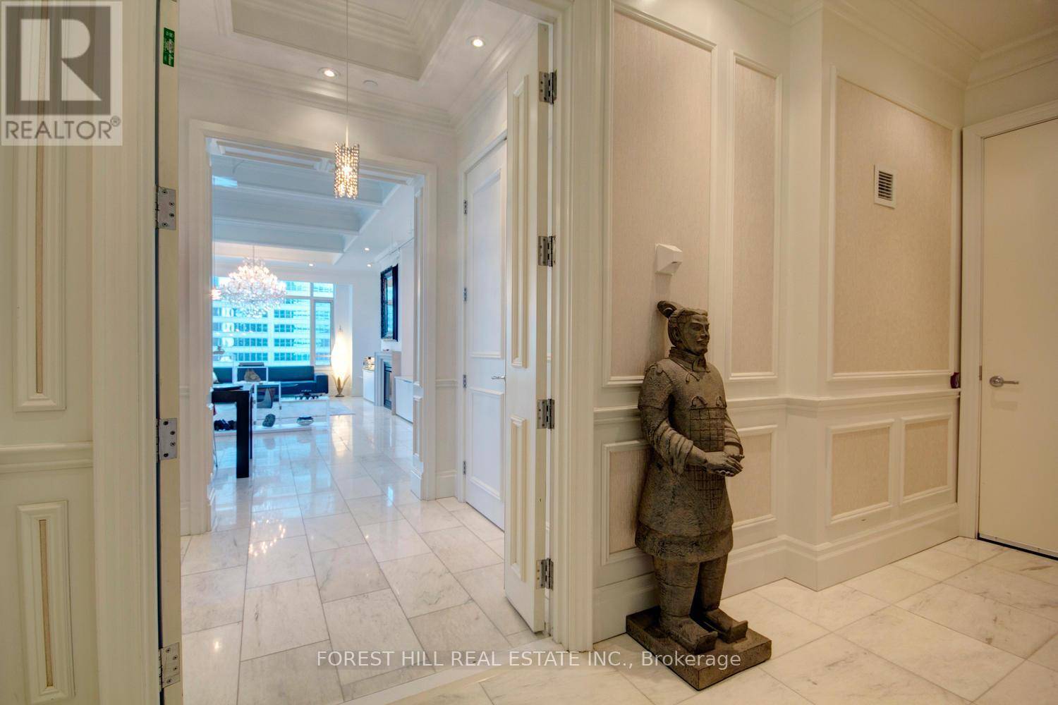 Toronto (bay Street Corridor), ON M5H4G5,311 Bay ST #3904