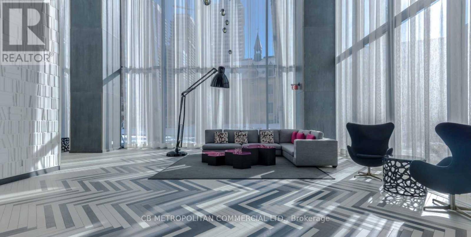 Toronto (bay Street Corridor), ON M5S0A6,65 St Mary ST #703