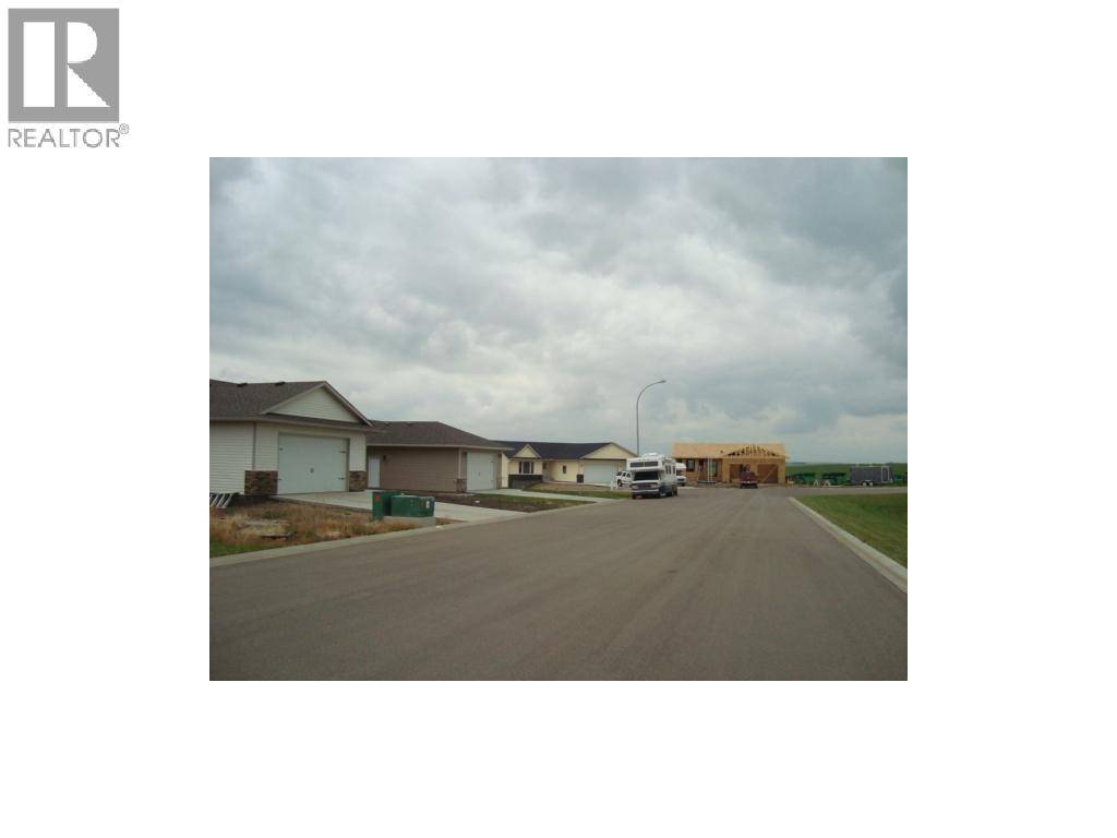 Trochu, AB T0M2C0,3 Evron Place
