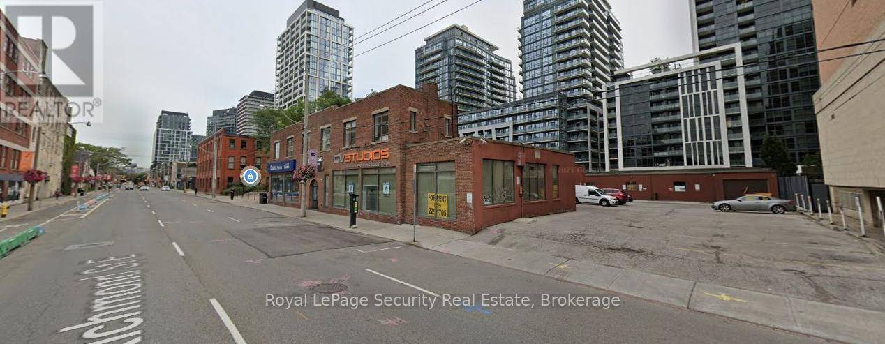 Toronto (moss Park), ON M5A1P6,381 Richmond ST East #E