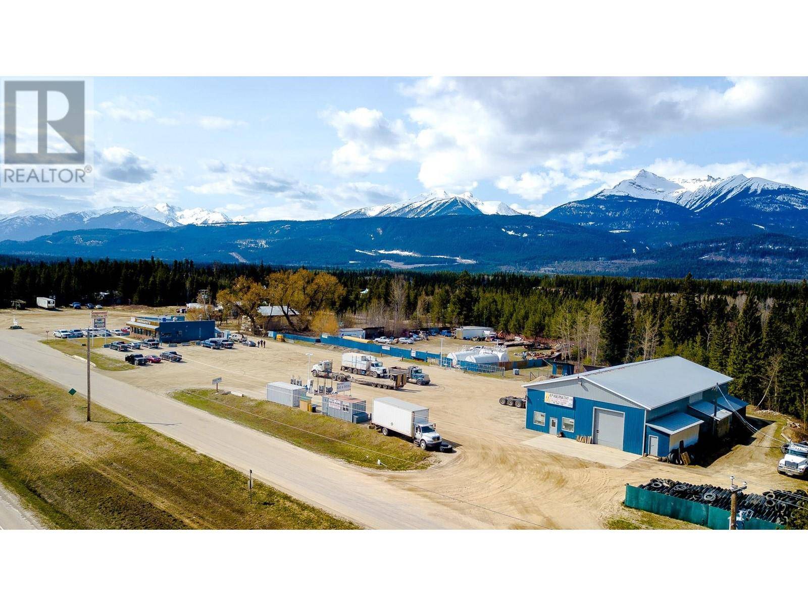 Valemount, BC V0E2Z0,3205 MCLENNAN ROAD