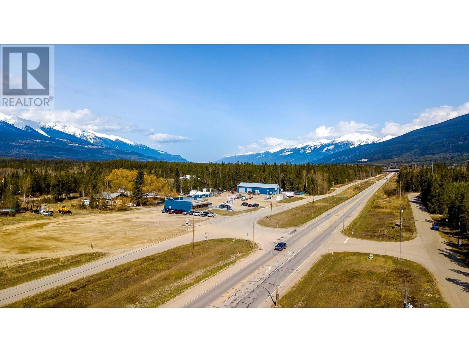 Valemount, BC V0E2Z0,3205 MCLENNAN ROAD