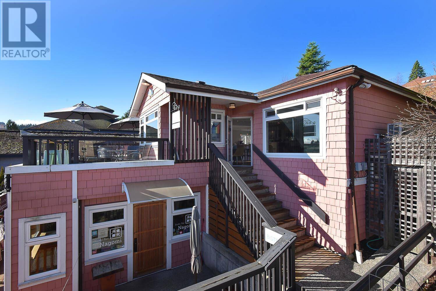 Gibsons, BC V0N1V0,280 GOWER POINT RD #201