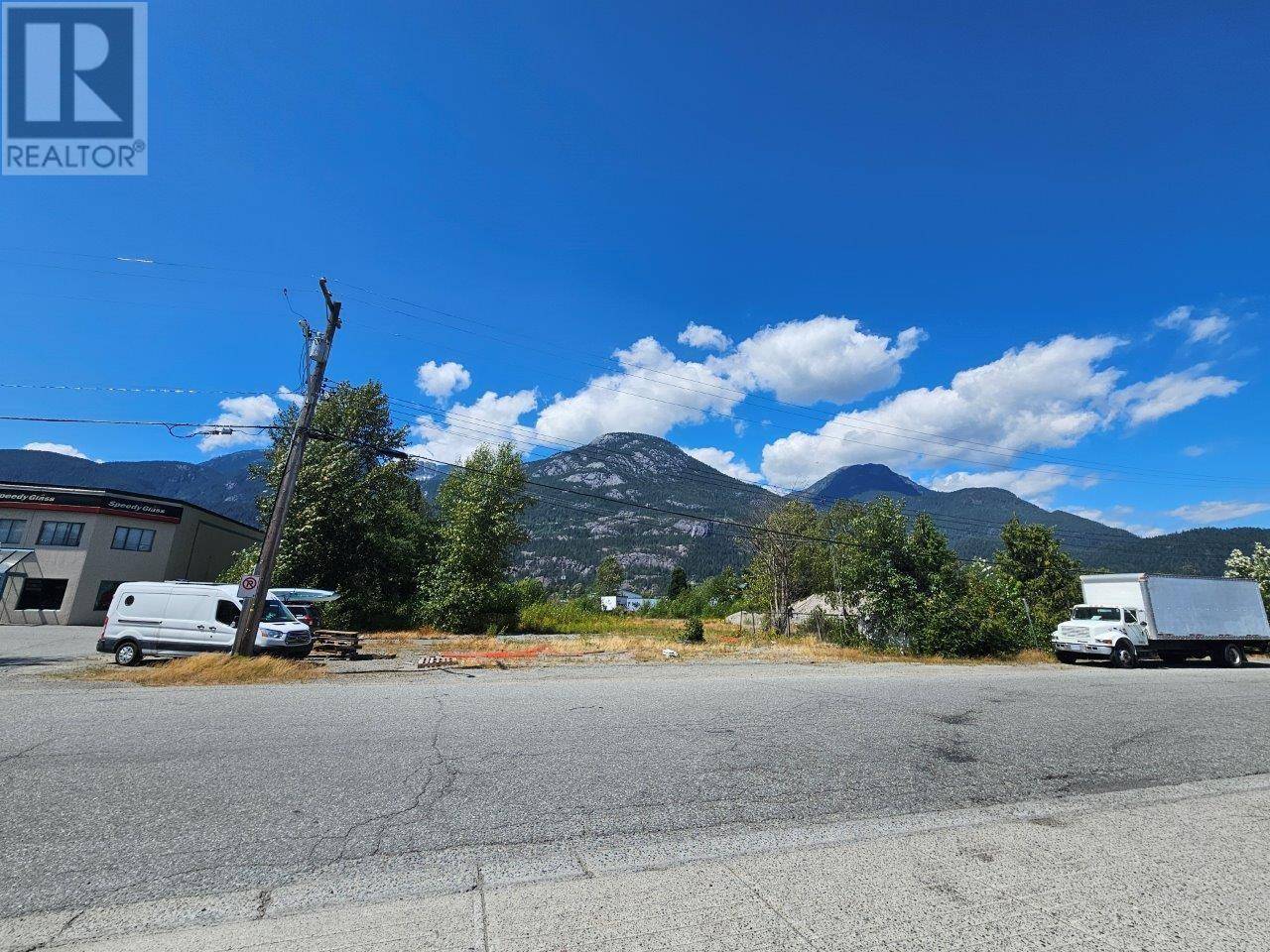 Squamish, BC V0N3G0,38925 PROGRESS WAY