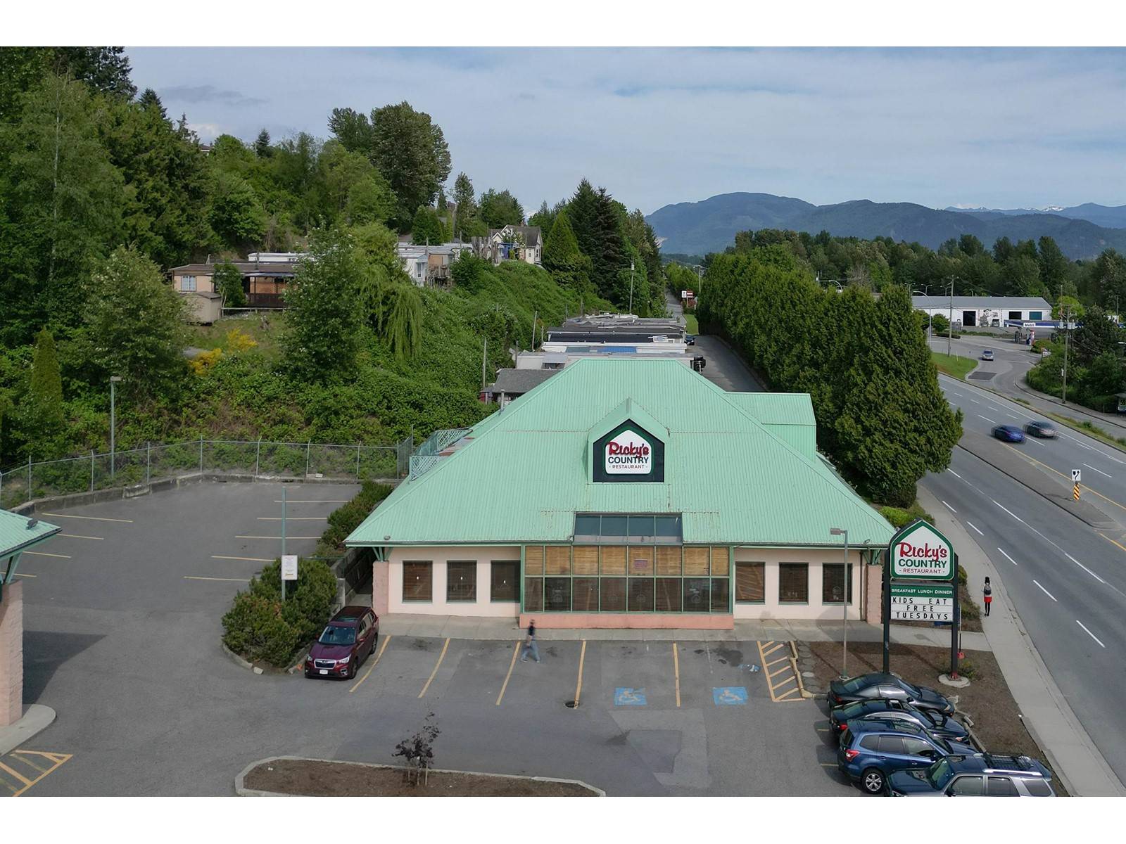 Mission, BC V2V1A3,32081 LOUGHEED HIGHWAY