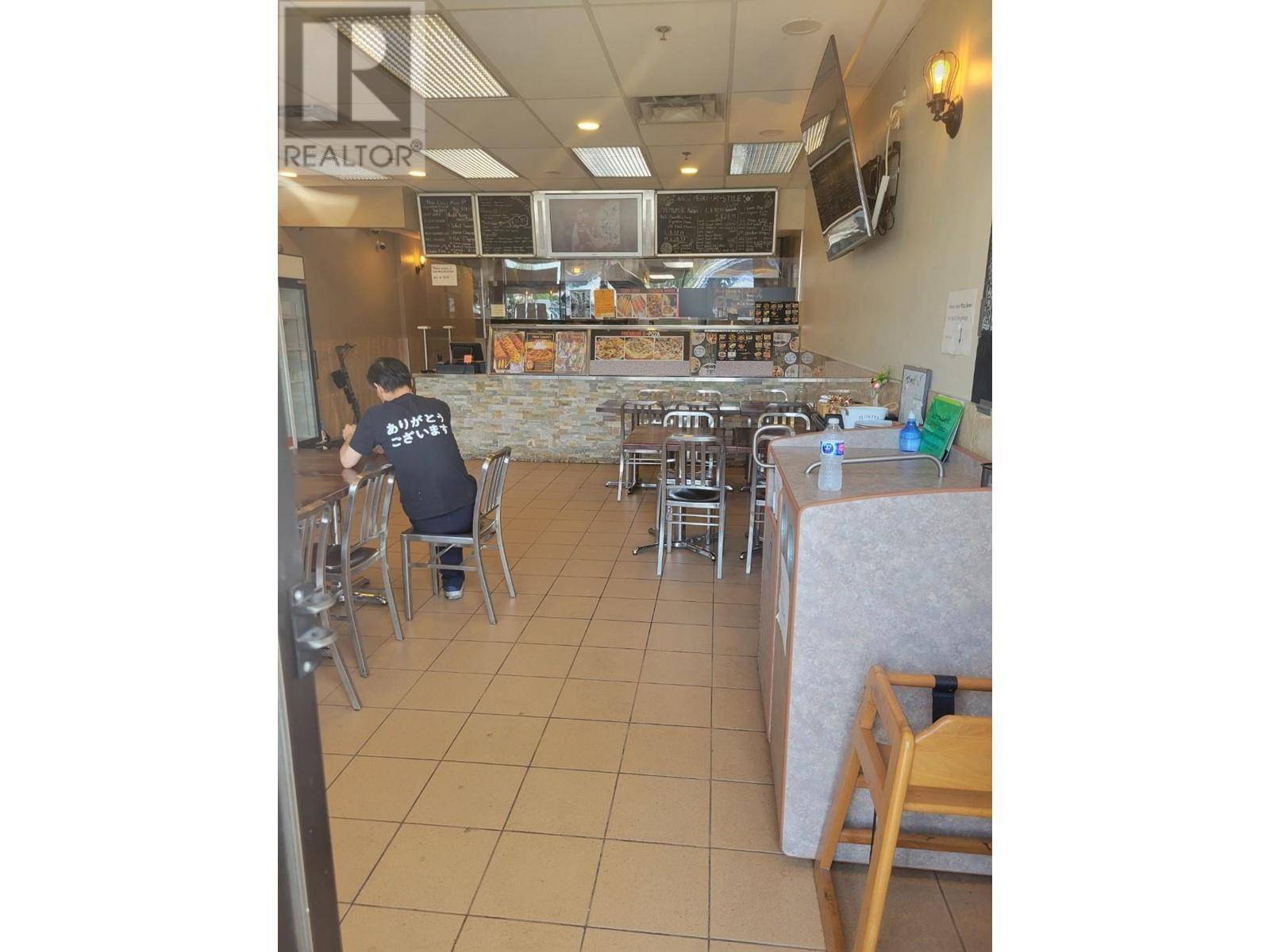 Port Coquitlam, BC V3B5Y9,2755 LOUGHEED HWY #25