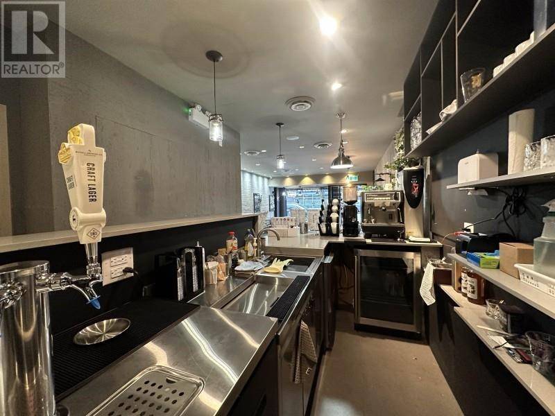 Vancouver, BC V6G1C9,1725 ROBSON #1