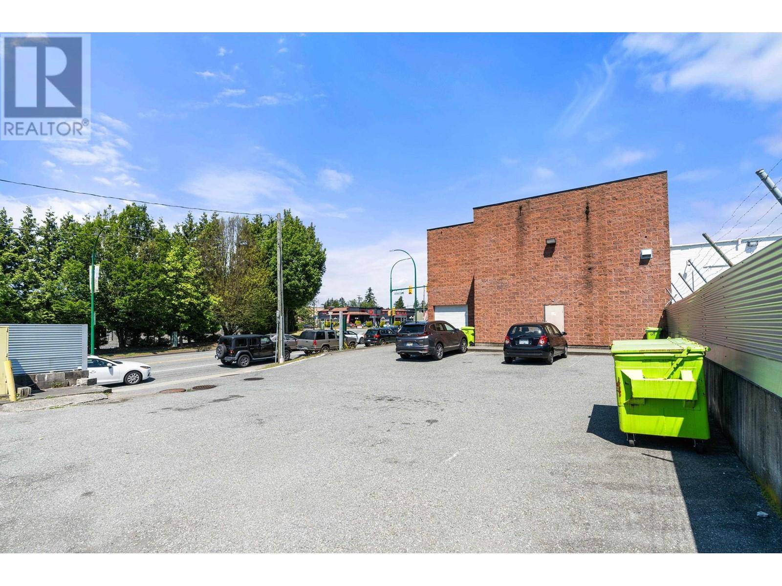 Burnaby, BC V5E1E5,6908 KINGSWAY
