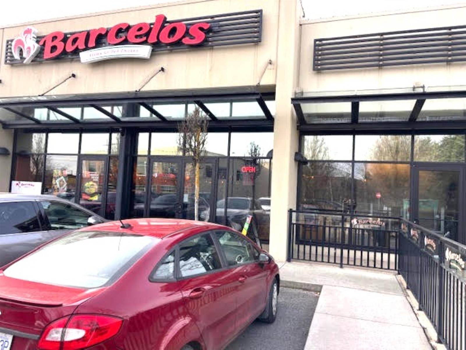 Surrey, BC V3W1P8,12499 88 #112 - 114