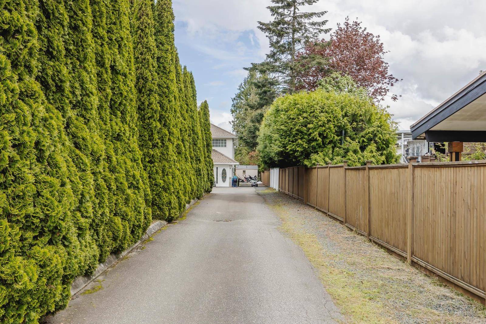Chilliwack, BC V2R4C7,45821 THOMAS ROAD|Vedder Crossing