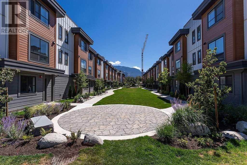 Squamish, BC V8B0G3,39771 GOVERNMENT RD #101