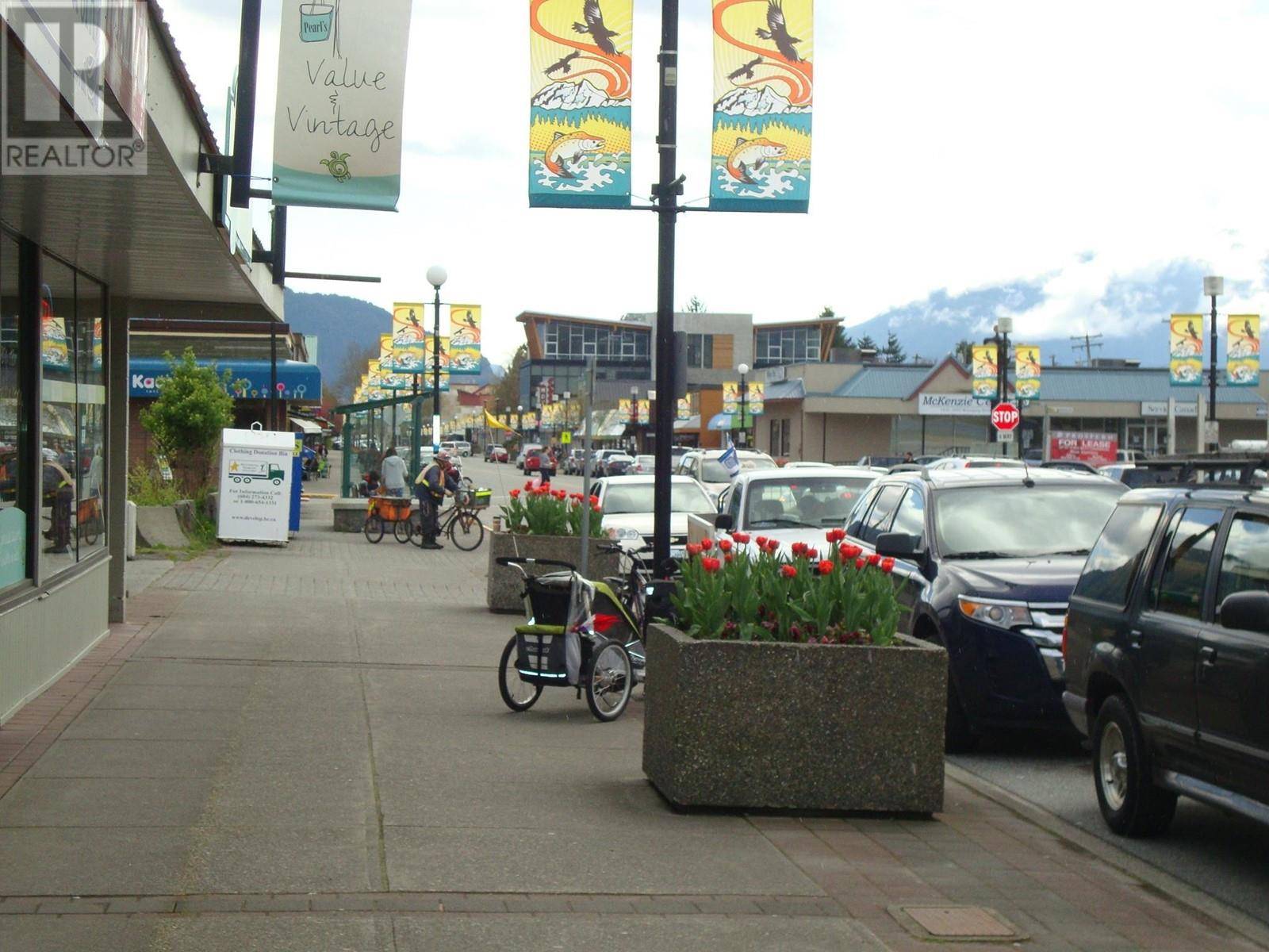 Squamish, BC V0N3G0,38134 CLEVELAND AVENUE