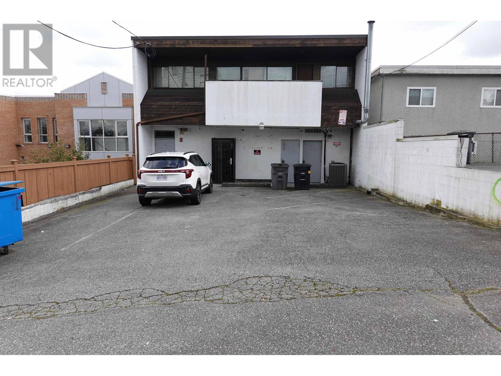 Vancouver, BC V5M3T8,2961-2965 RUPERT STREET