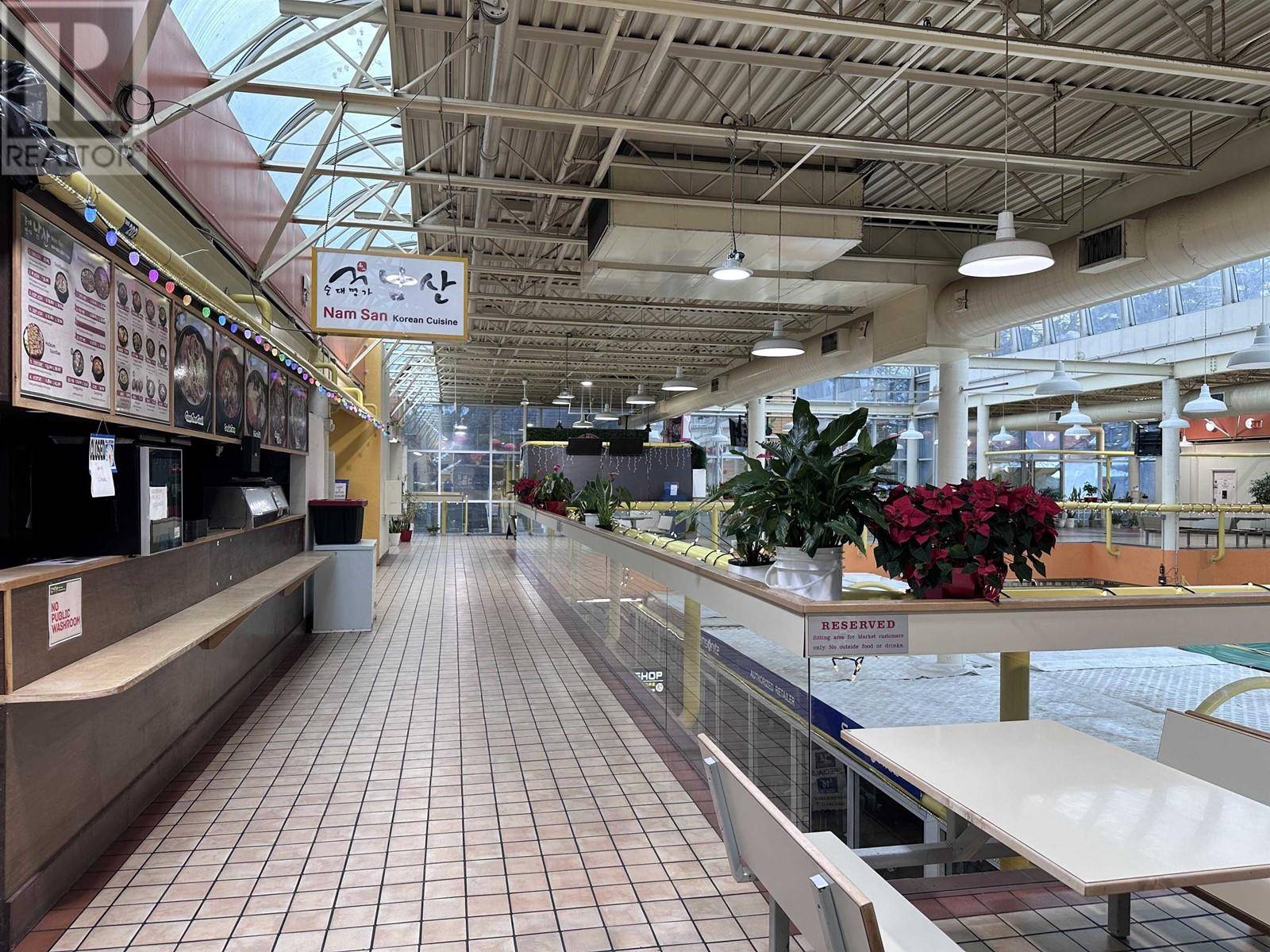 Vancouver, BC V6G1C7,1610 ROBSON BLVD #202
