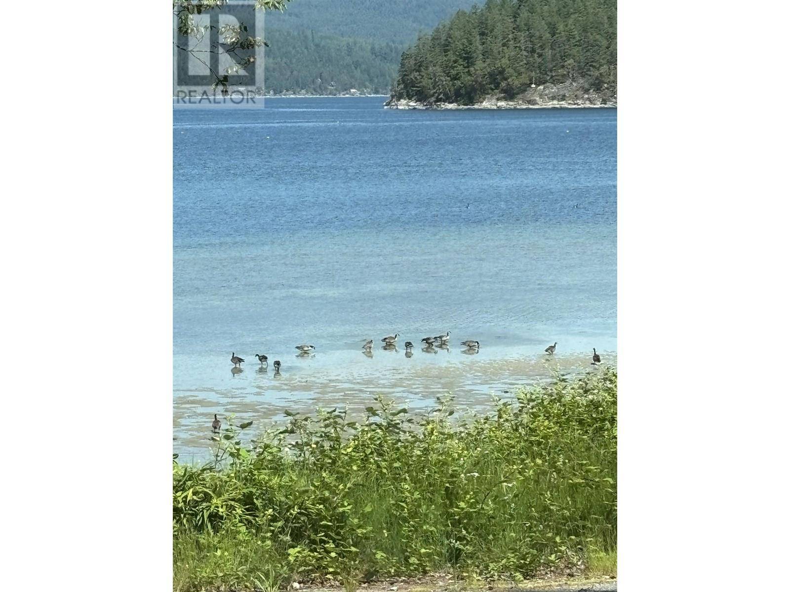 Sechelt, BC V7Z0G1,5591 DELTA ROAD