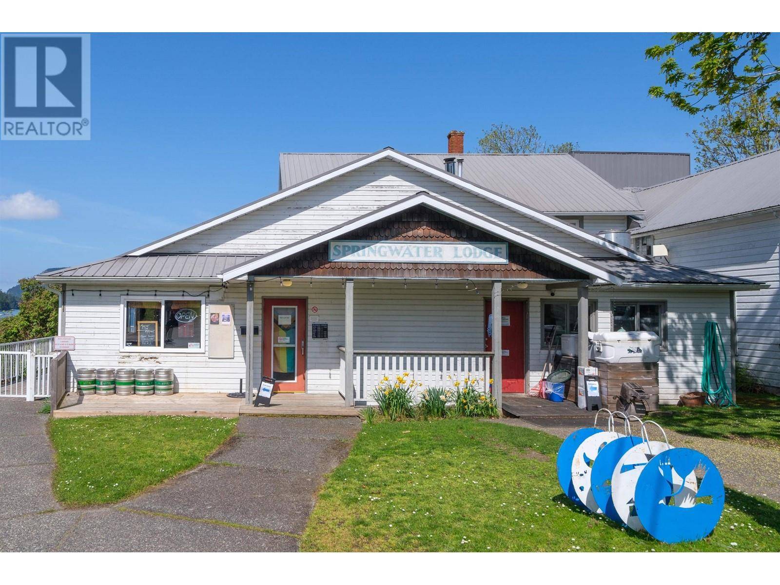 Mayne Island, BC V0N2J0,400 FERNHILL ROAD