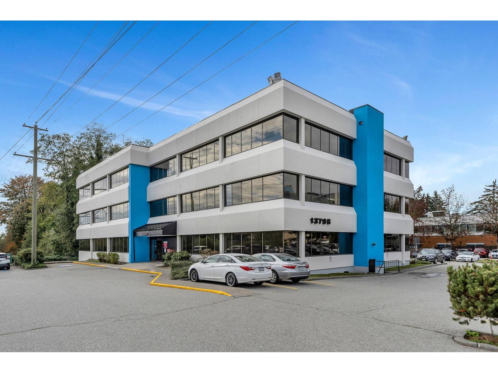 Surrey, BC V3V1N1,13798 94A #207