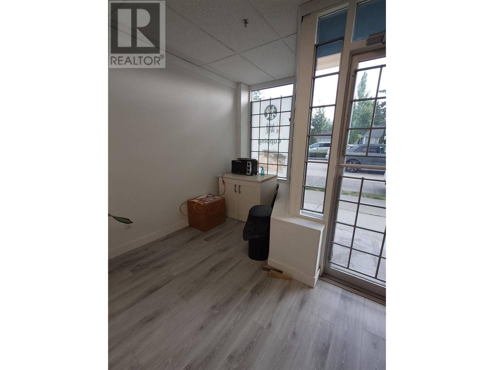 Vancouver, BC V5R5G8,2487 KINGSWAY WAY