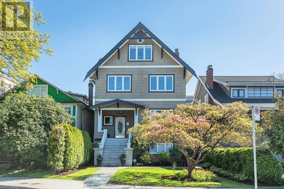 Vancouver, BC V6K1M7,2814 W 3RD AVENUE