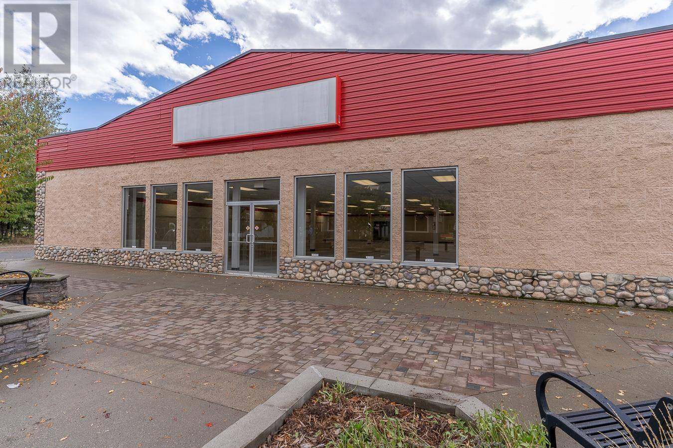 Valemount, BC V0E2Z0,1163 5TH AVENUE