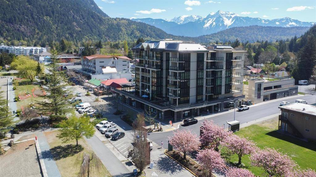 Harrison Hot Springs, BC V0M1K0,120 ESPLANADE AVE #5