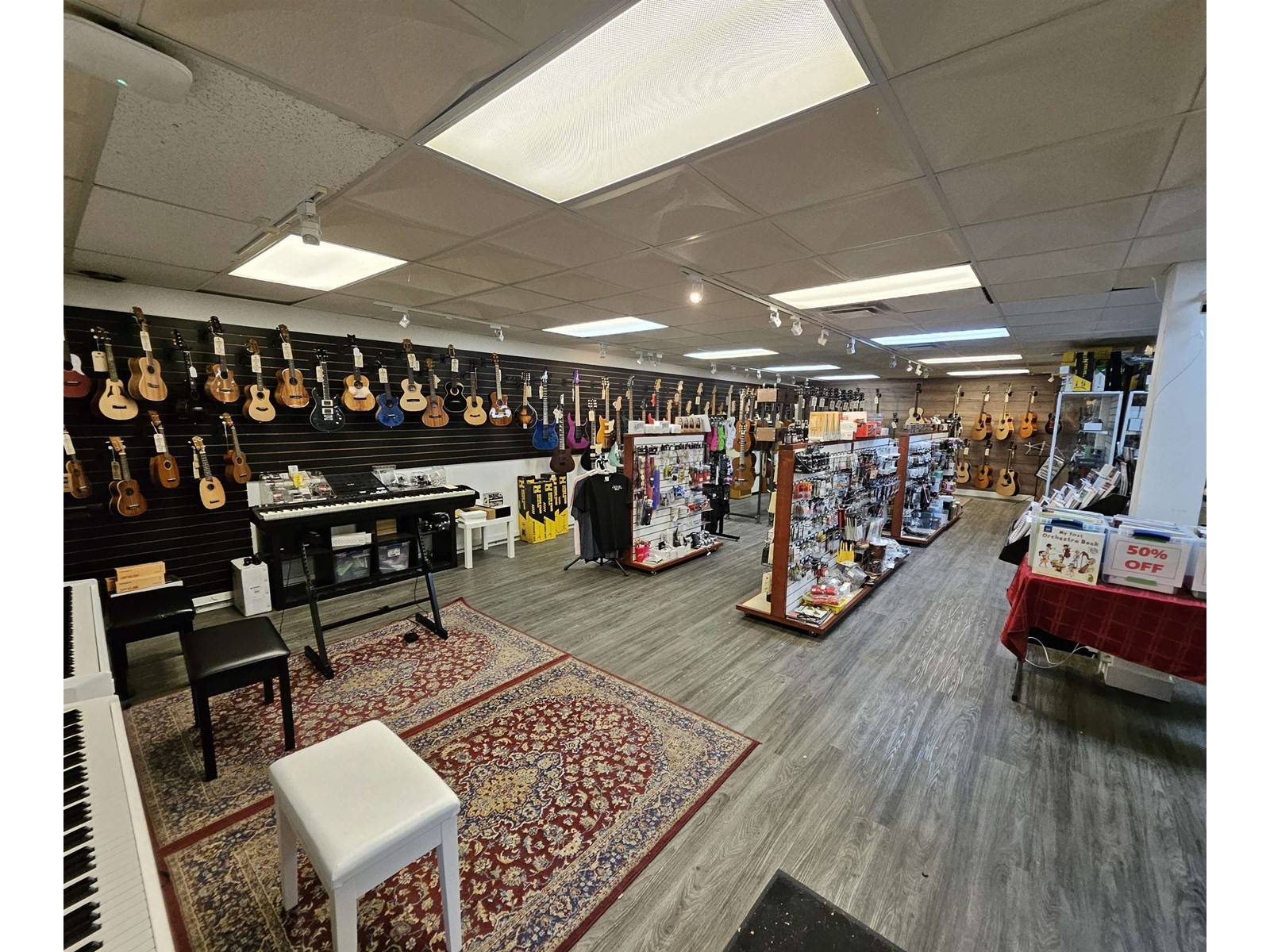 White Rock, BC V4B3Z3,1335 JOHNSTON ROAD