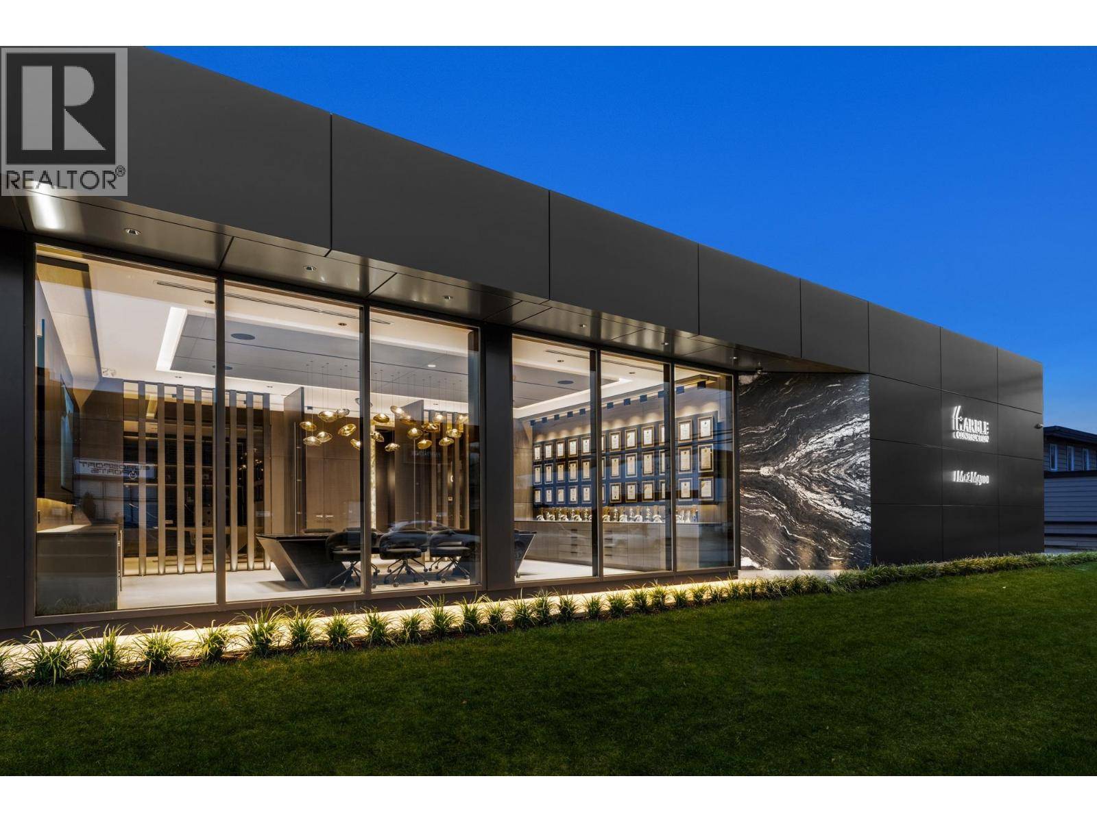 North Vancouver, BC V7P2S1,1406 PEMBERTON AVENUE