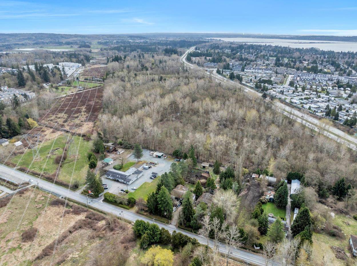 Surrey, BC V3Z9M8,16216 20 AVENUE