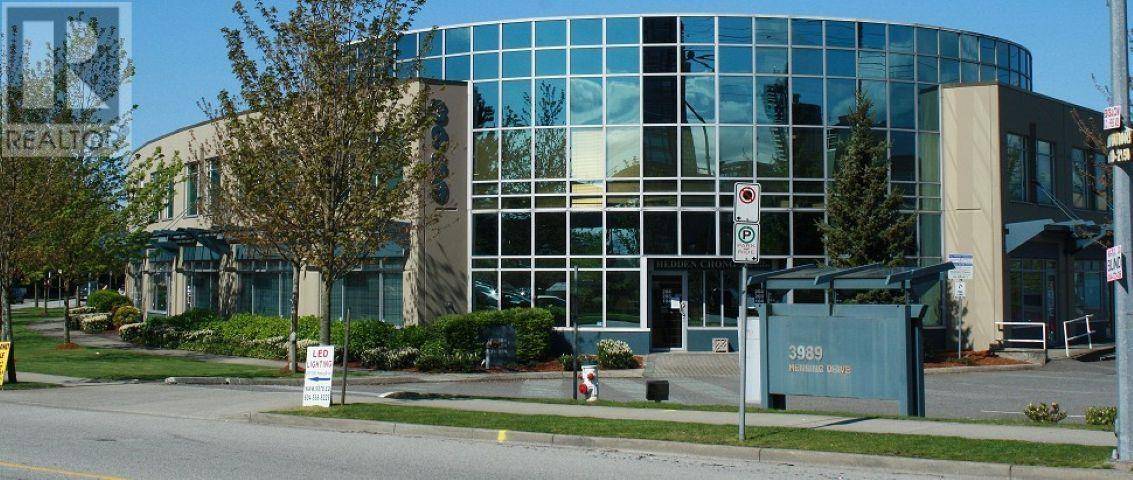 Burnaby, BC V5C6P8,3989 HENNING DR #116