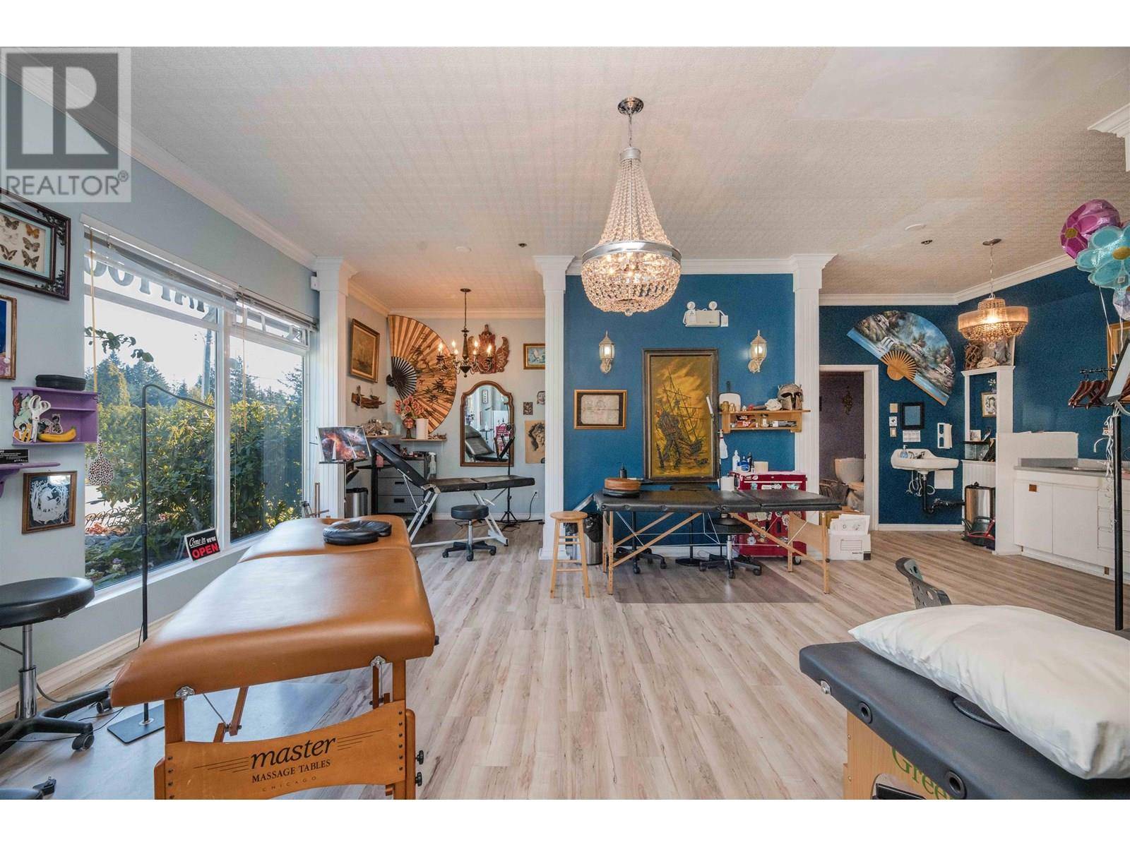 Gibsons, BC V0N1V9,PROPERTY ONLY 101-703 GIBSONS WAY