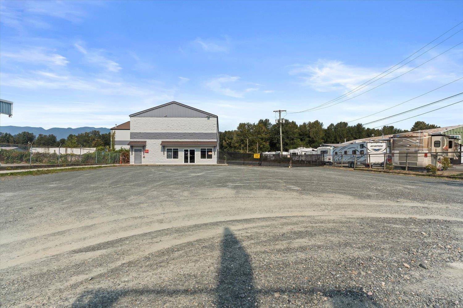 Chilliwack, BC V2R4H3,44755 YALE ROAD|West Chilliwack