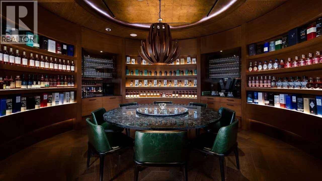 Richmond, BC V6X0S8,8477 BRIDGEPORT RD #520