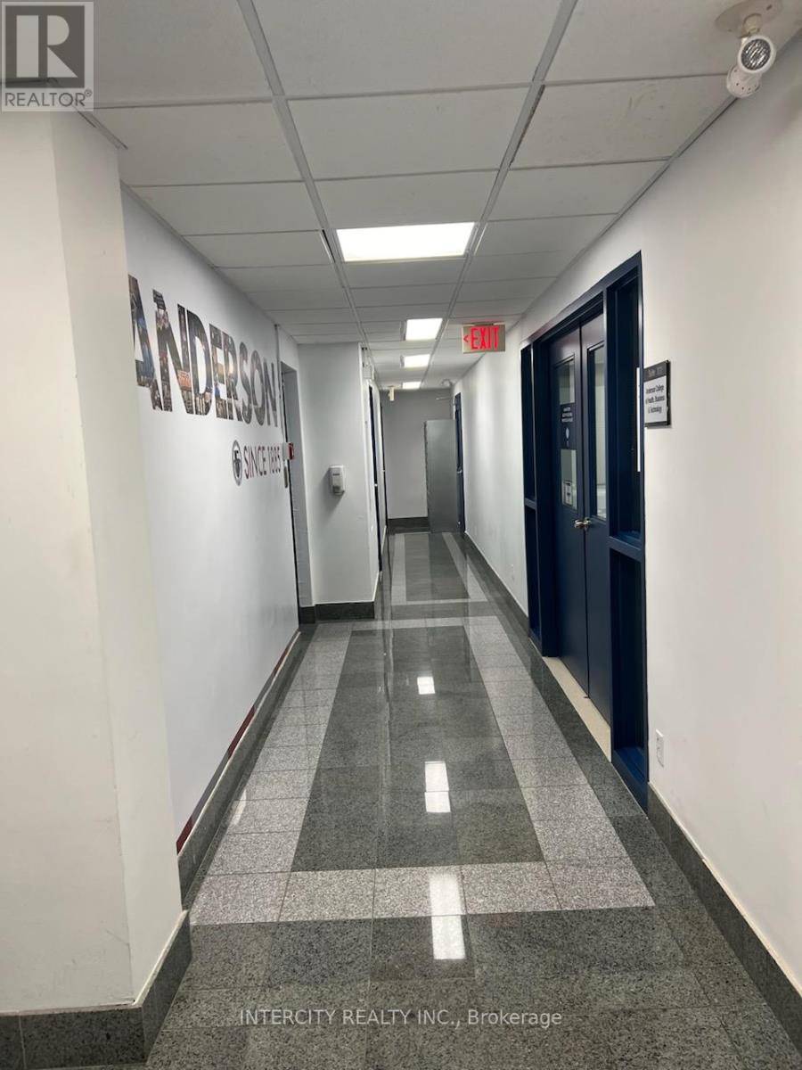 Toronto (mount Pleasant East), ON M4P1A6,20 Eglinton AVE East #200