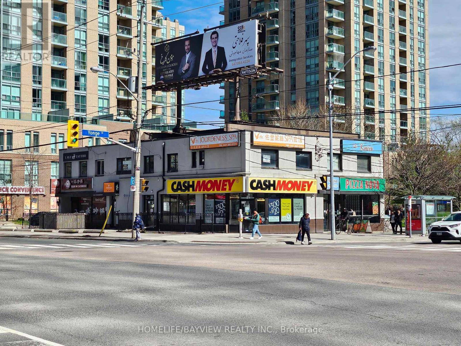 Toronto (willowdale East), ON M2N5S4,5587 YONGE STREET