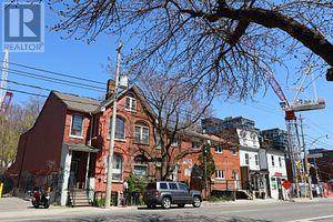 Toronto (waterfront Communities), ON M5V1T5,514 ADELAIDE STREET W