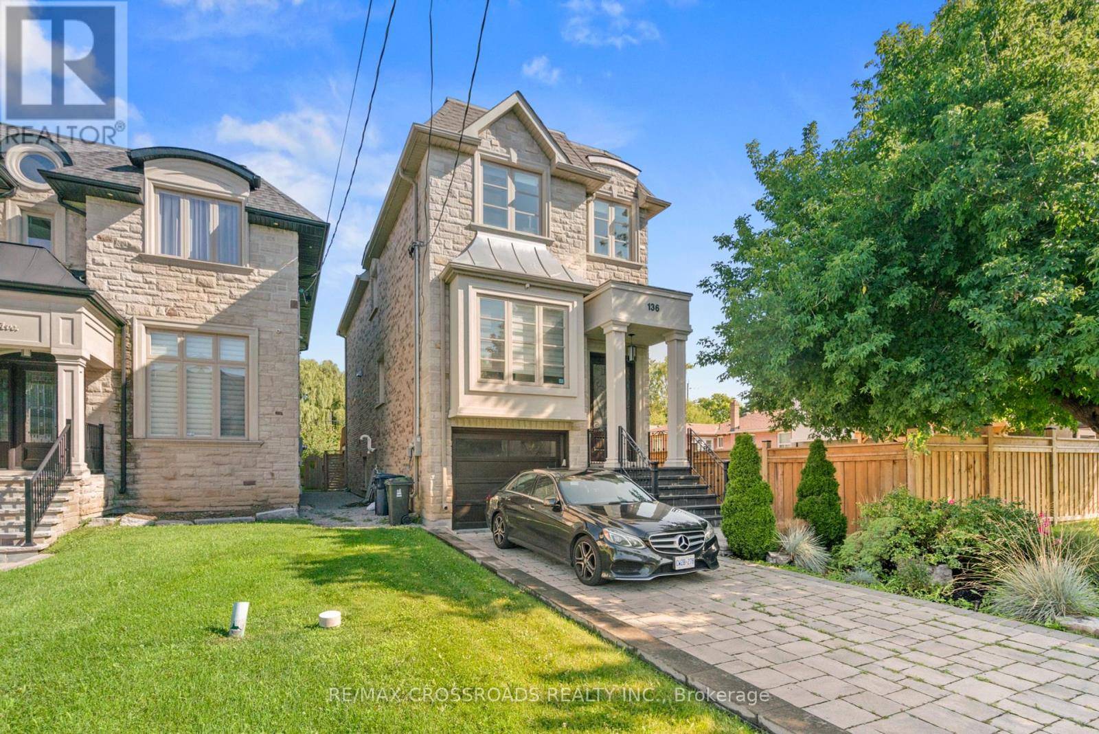 Toronto (willowdale East), ON M2N4G2,136 CHURCH AVENUE S