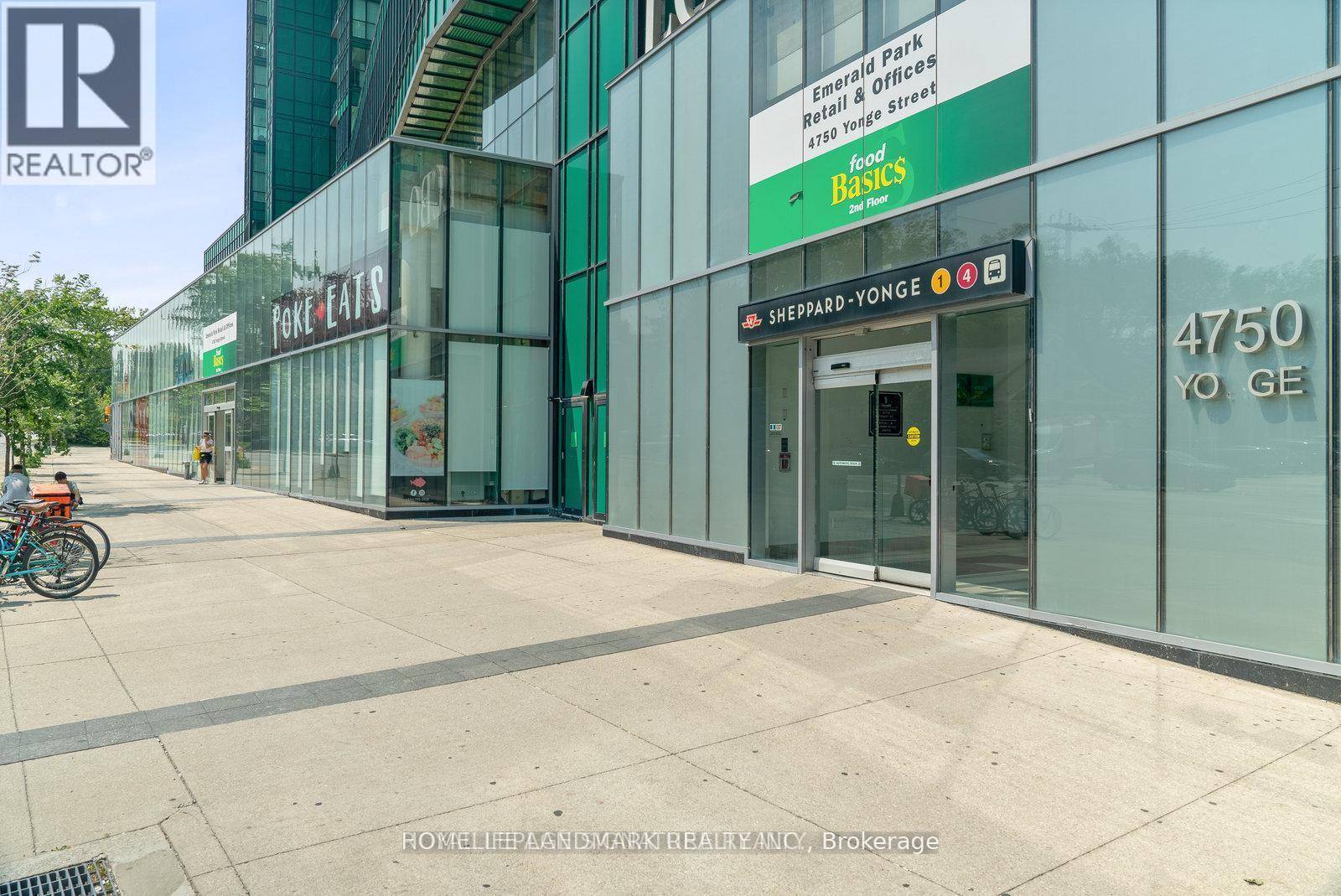 Toronto (lansing-westgate), ON M2N0J6,4750 Yonge ST #122