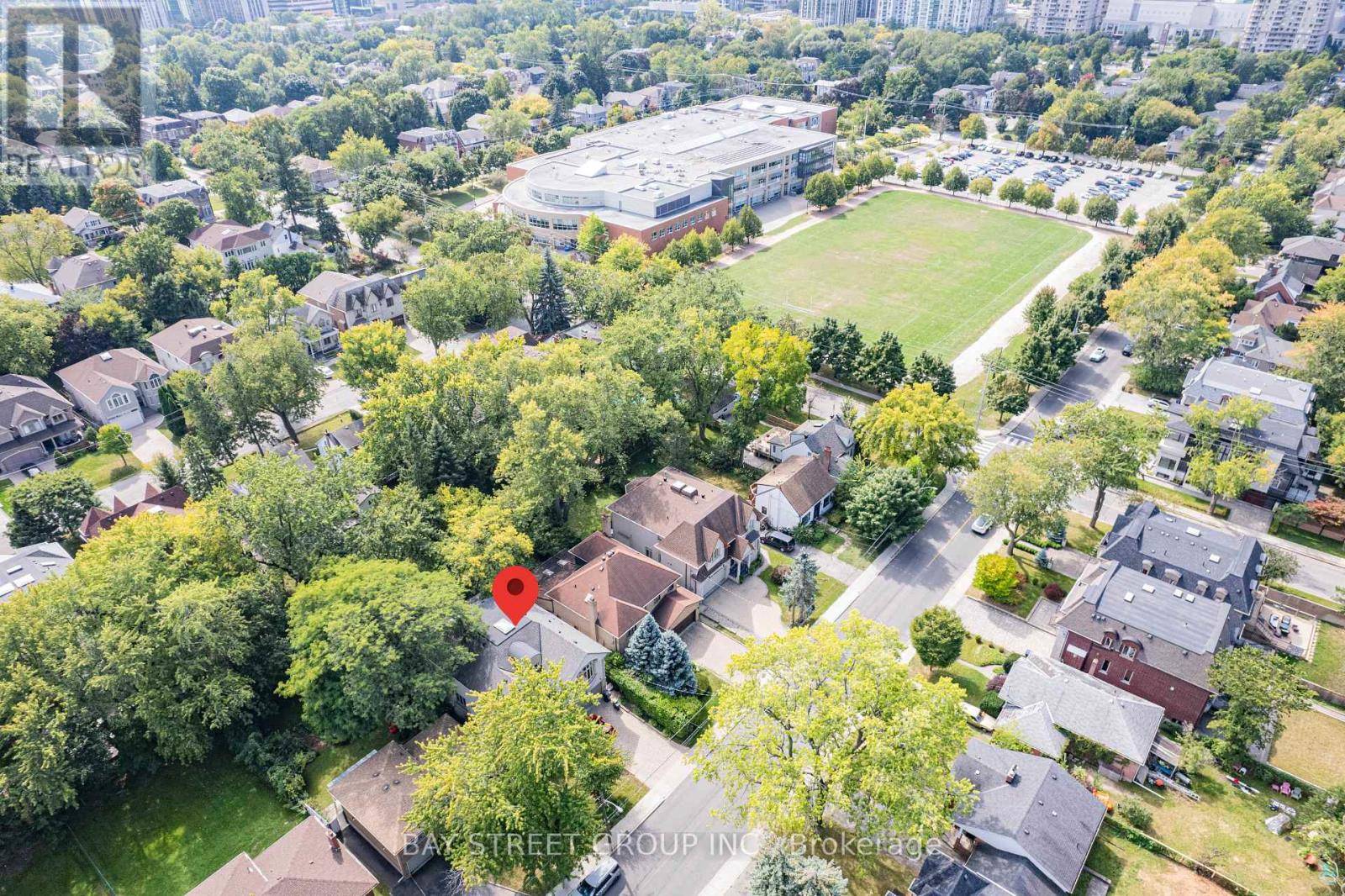 Toronto (willowdale East), ON M2N3T7,171 EMPRESS AVENUE