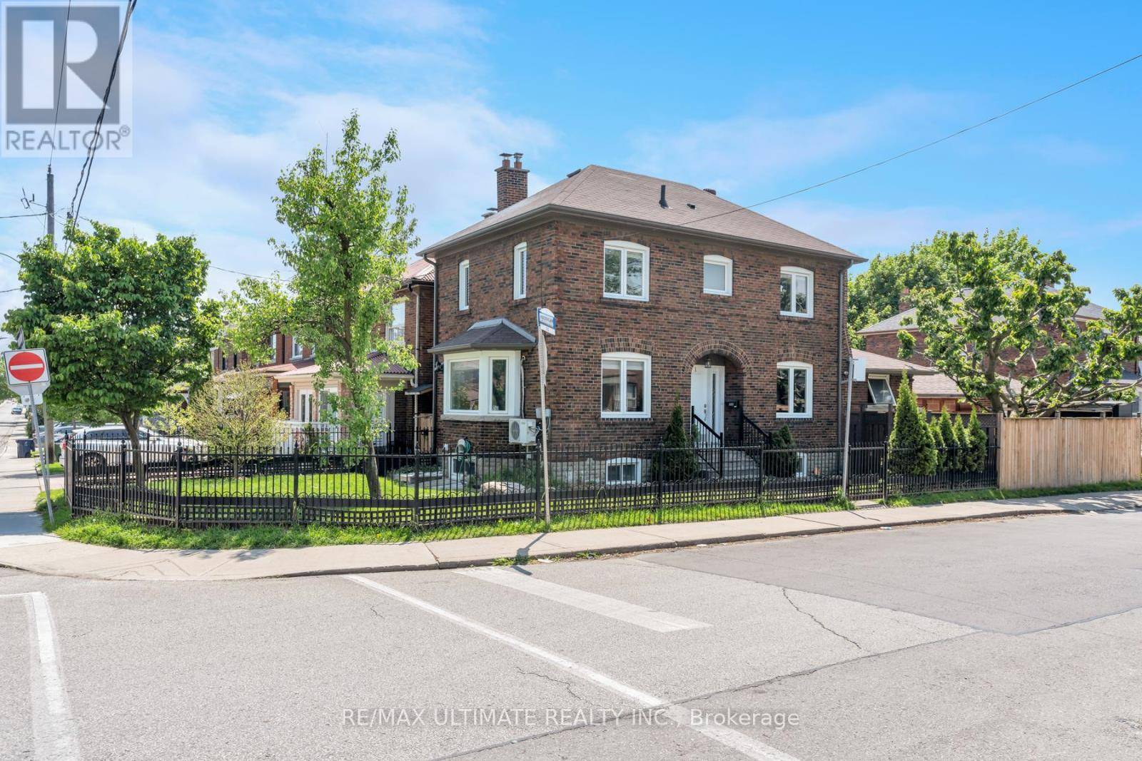 Toronto (oakwood Village), ON M6E3N1,290 Westmount AVE #Lower