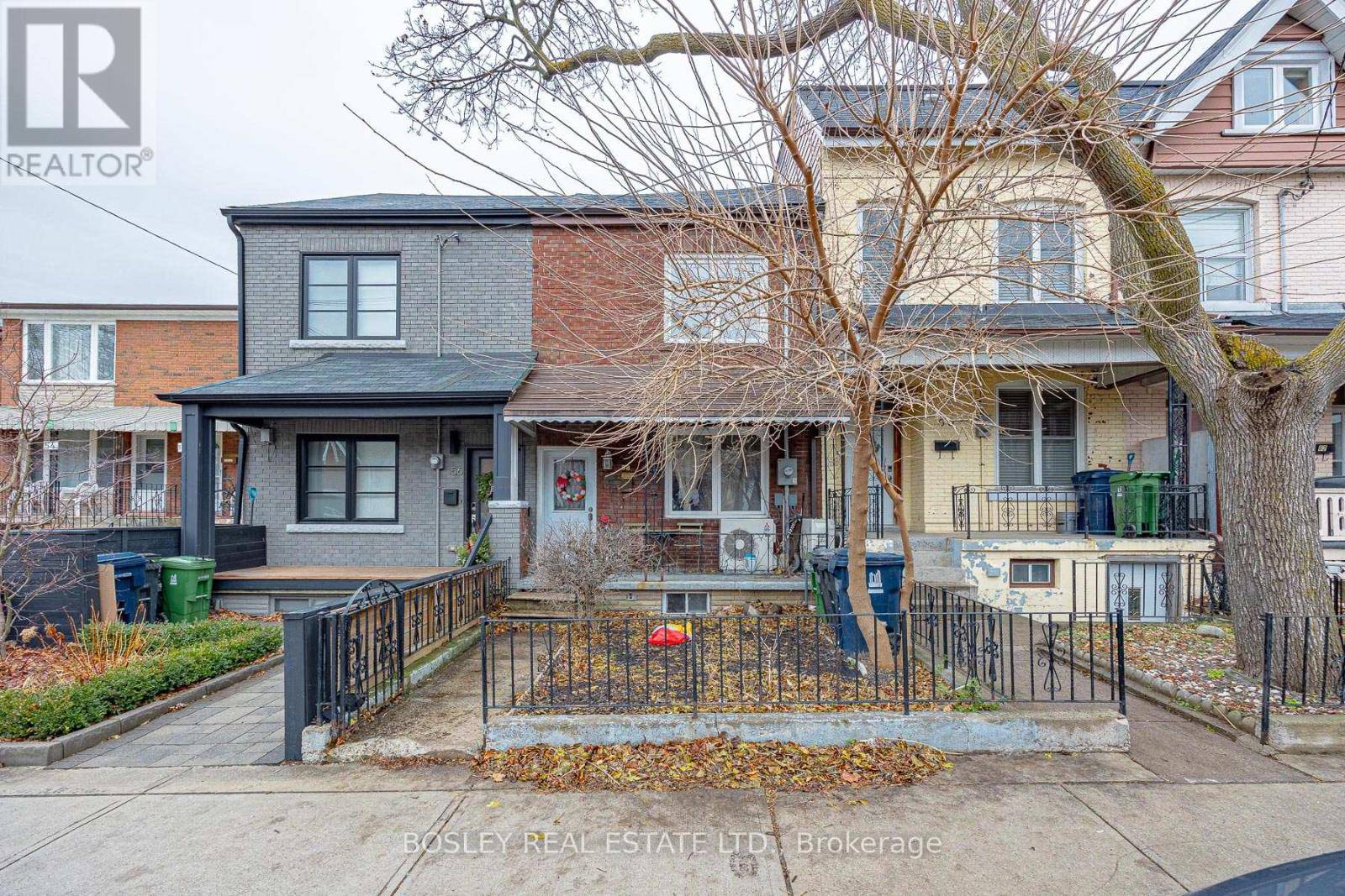 Toronto (trinity-bellwoods), ON M6J2J1,58 PALMERSTON AVENUE