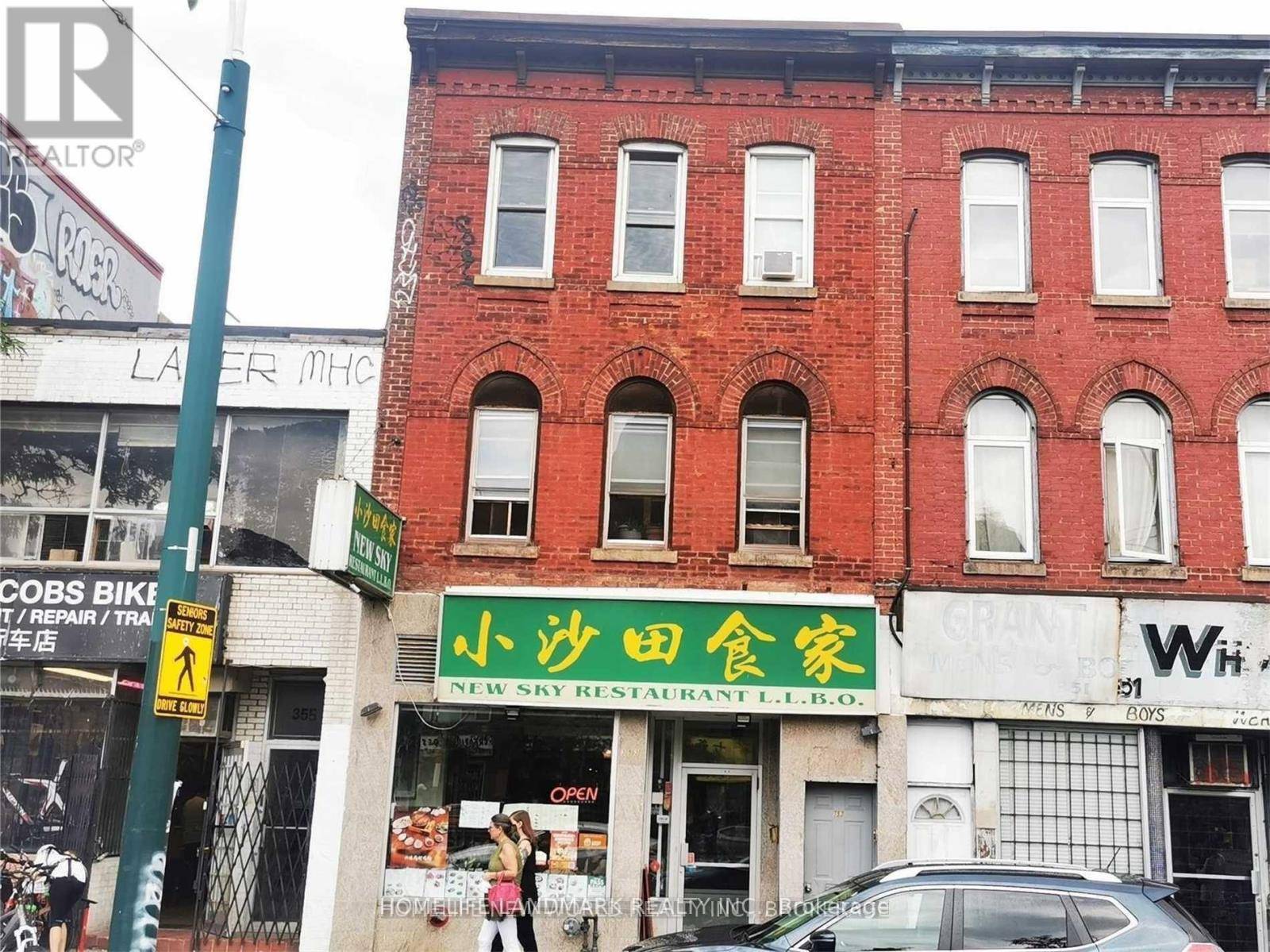 Toronto (kensington-chinatown), ON M5T2G3,353 Spadina AVE ##5