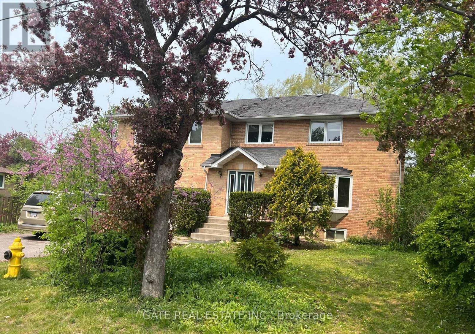 Toronto (newtonbrook East), ON M2M2K7,16 GLENELIA AVENUE