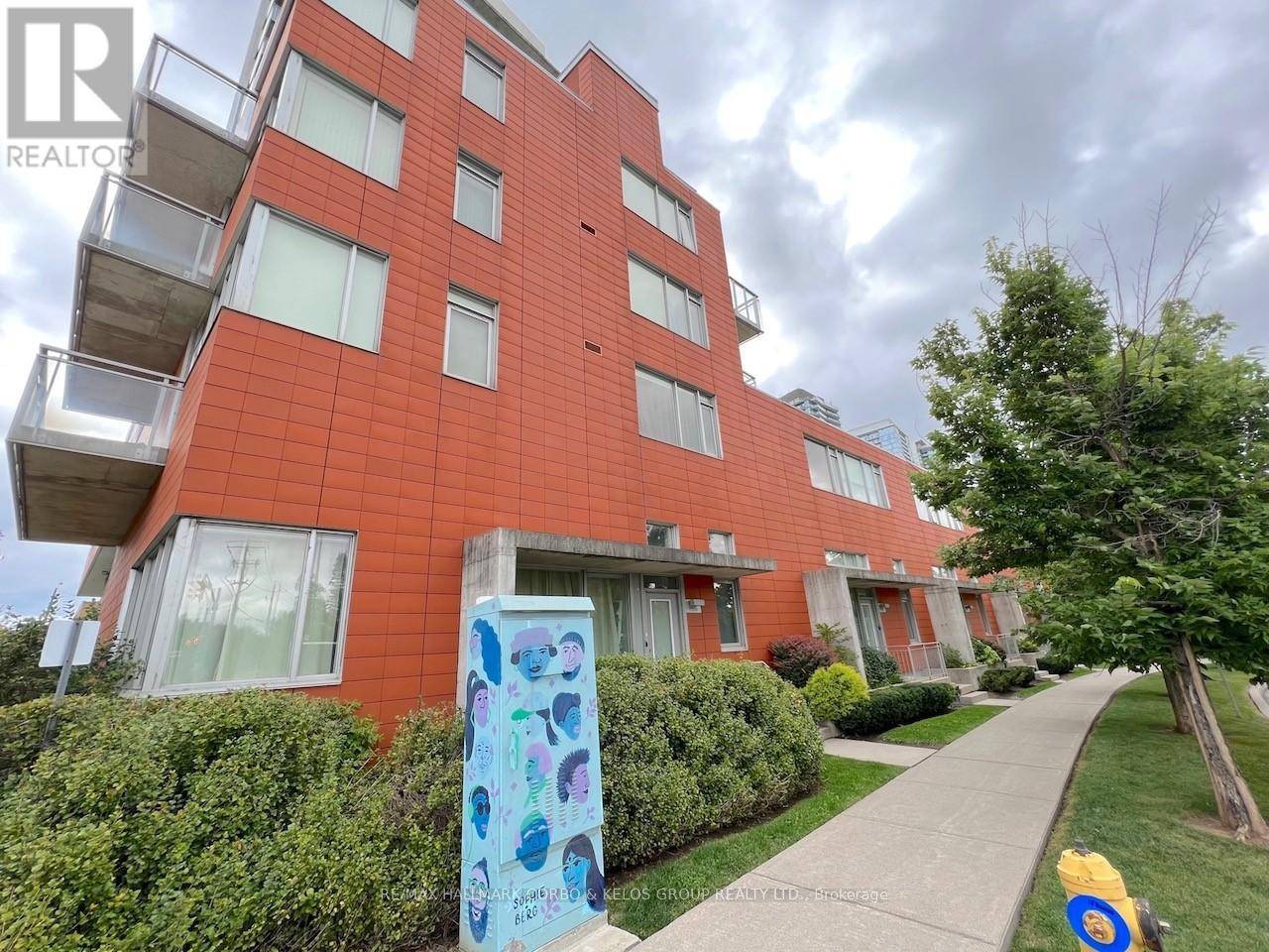 Toronto (willowdale West), ON M2N1Y6,21 Churchill AVE #TH 2