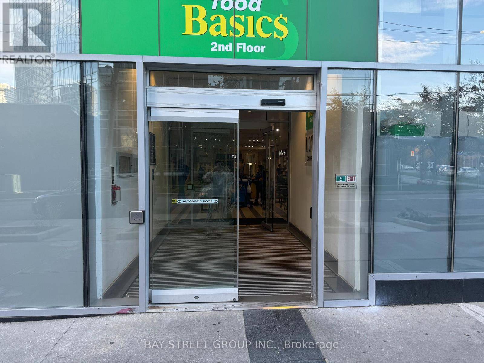 Toronto (lansing-westgate), ON M2N5M6,4750 Yonge ST #140